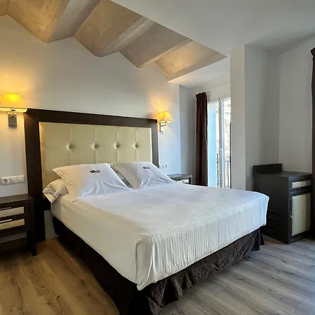 Antidoto Zocodover Check-in On Line 3* Толедо